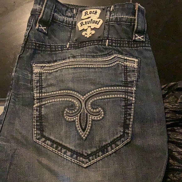 $150 - Picture 3 of 8